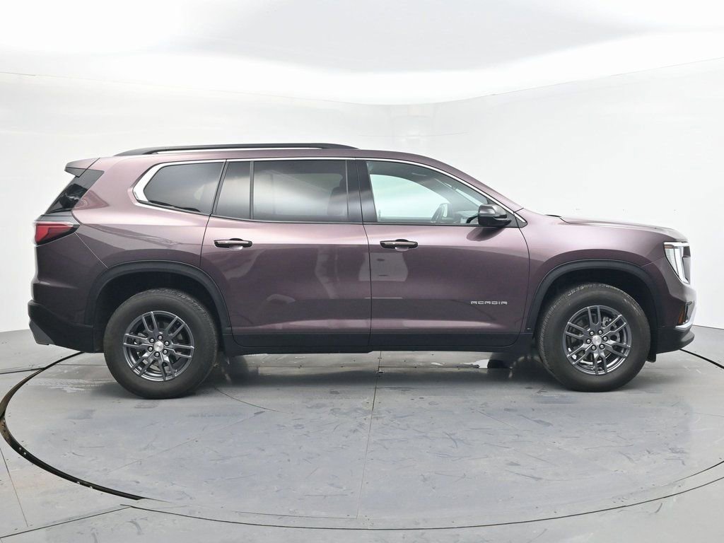 Used 2025 GMC Acadia Elevation image 6
