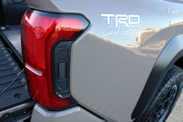 Certified 2026 Toyota Tacoma TRD Off-Road w/ TRD Off Road Premium Package AWD/4WD image 36