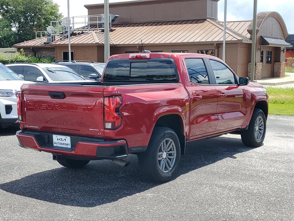 Used 2024 Chevrolet Colorado LT w/ LT Convenience Package II RWD image 4
