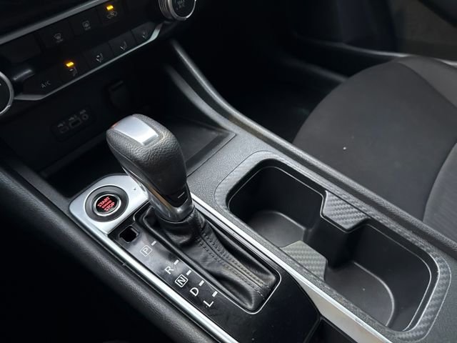 Used 2022 Nissan Sentra SV image 26