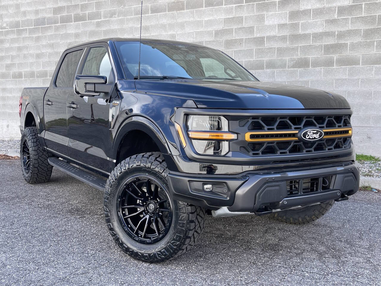 Used 2025 Ford F150 Tremor w/ Equipment Group 402A High image 33