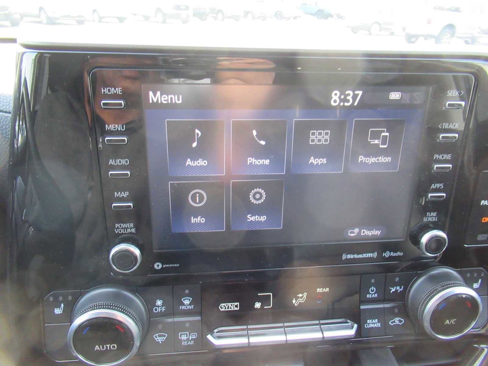 Used 2022 Toyota Highlander XLE image 36