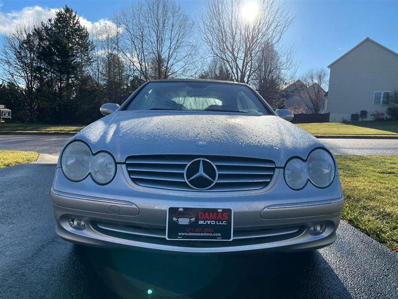 Used 2004 Mercedes-Benz CLK 320 image 3