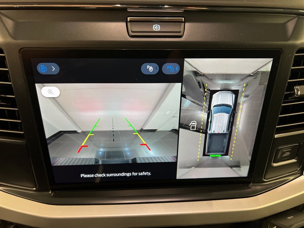 New 2025 Ford F250 XLT w/ Black Appearance Package image 12