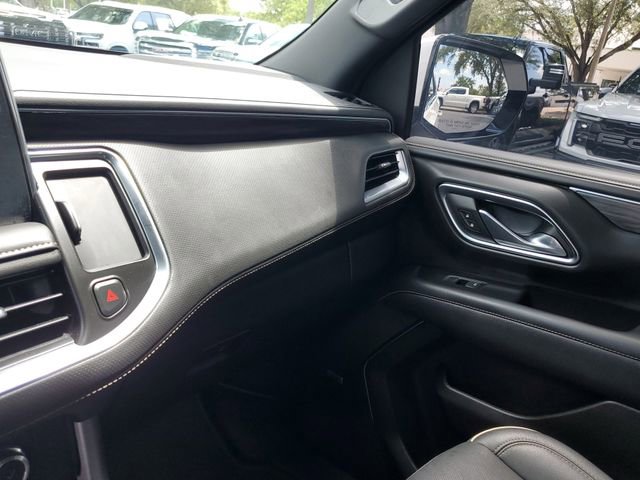 Used 2024 GMC Yukon SLT w/ SLT Luxury Package RWD image 25