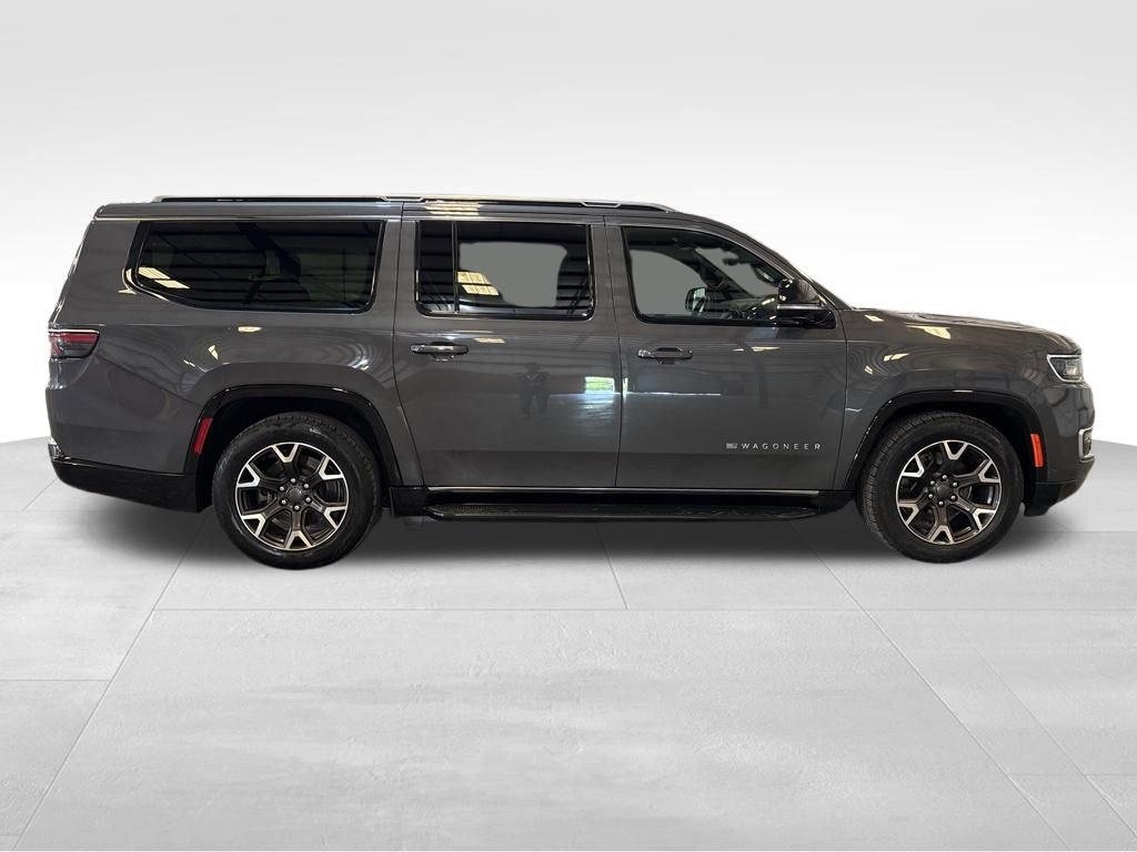 Used 2024 Jeep Wagoneer L Series III w/ Flexible Seating Group image 6