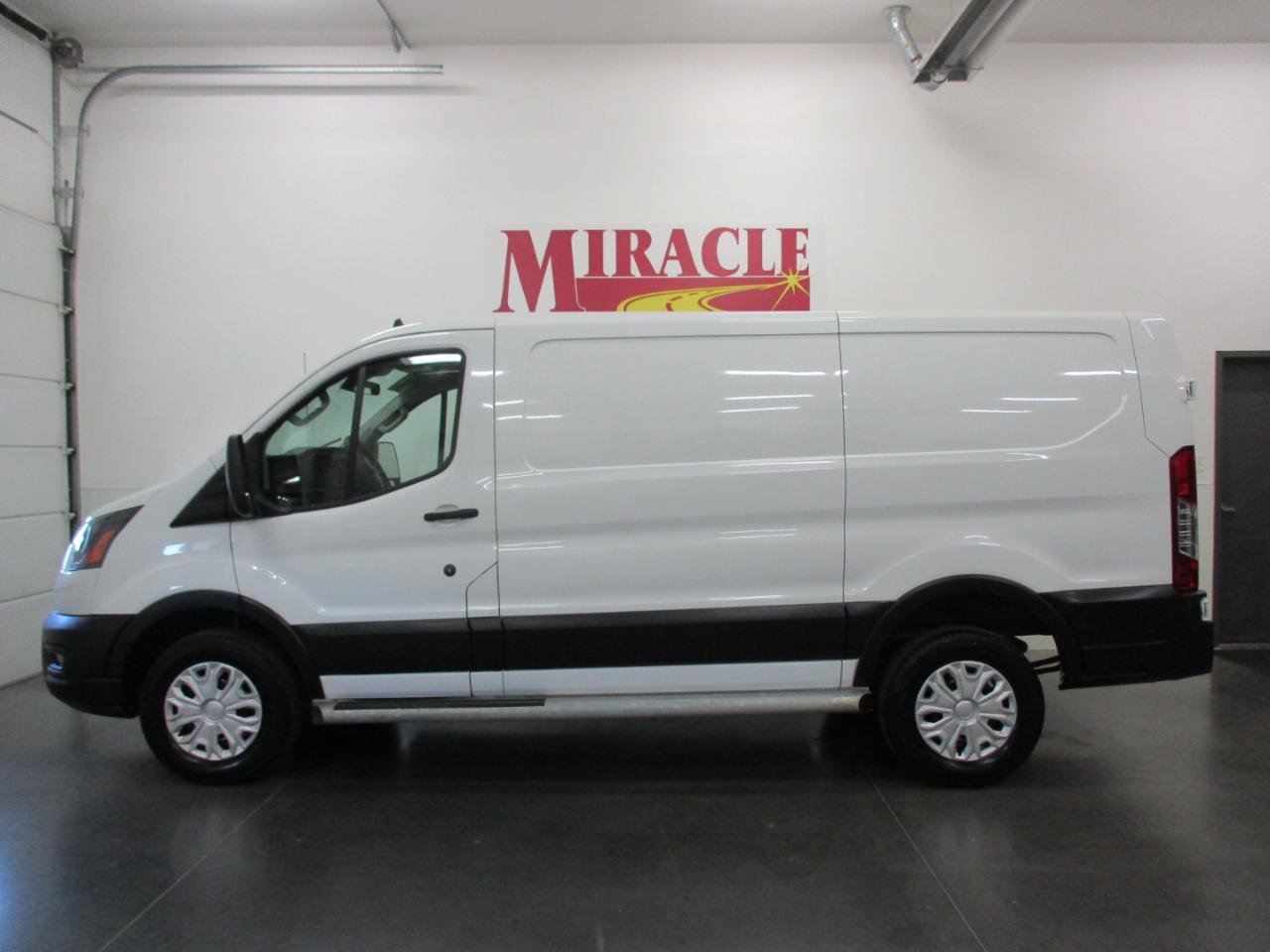 Used 2024 Ford Transit 250 Low Roof w/ Exterior Upgrade Package image 2