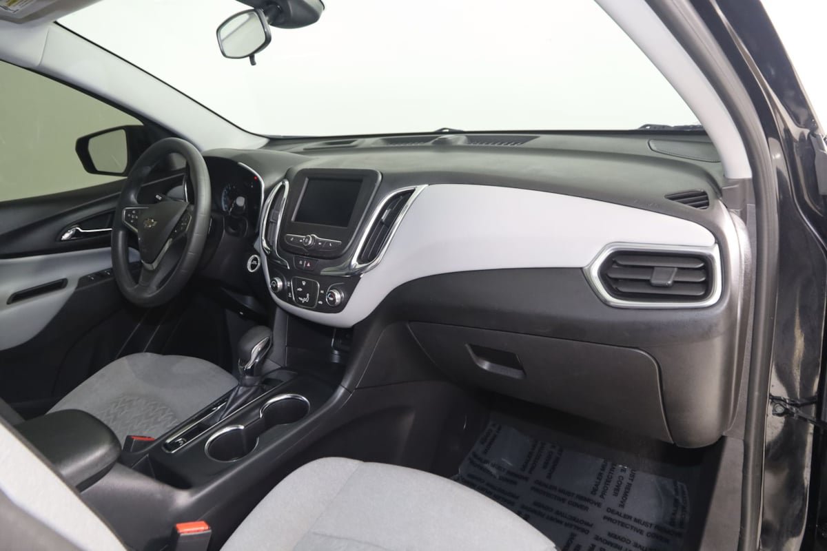 Used 2024 Chevrolet Equinox LS FWD image 34