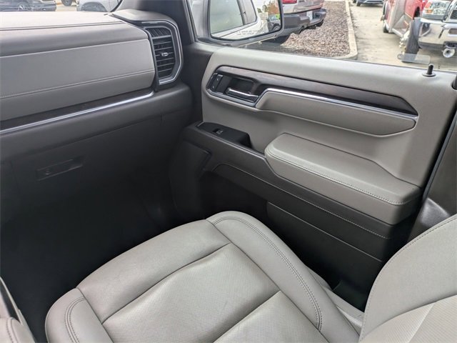 Used 2024 GMC Sierra 1500 SLT image 18