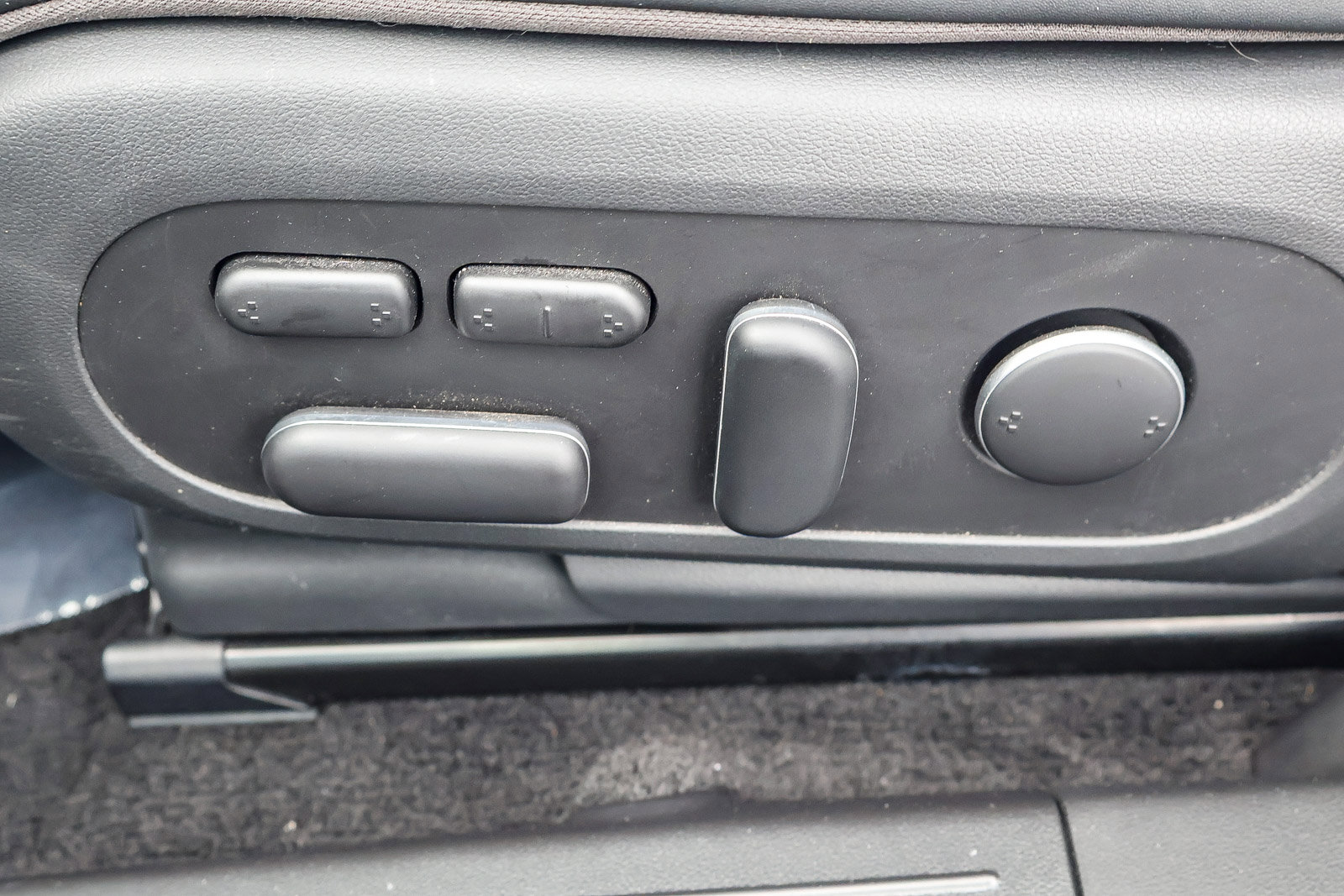 Used 2024 Hyundai Ioniq 5 Limited image 14