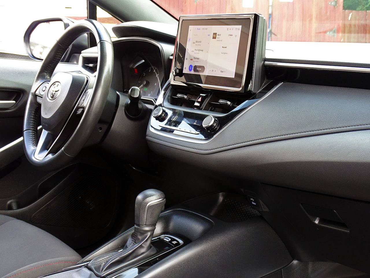 Used 2023 Toyota Corolla SE FWD image 50
