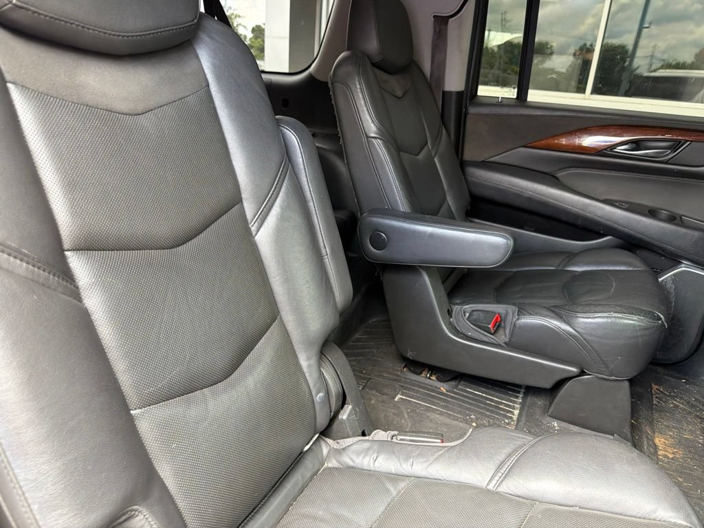 Used 2016 Cadillac Escalade ESV Premium AWD/4WD image 28