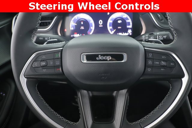 Used 2024 Jeep Grand Cherokee Laredo X w/ Trailer Tow Package image 24