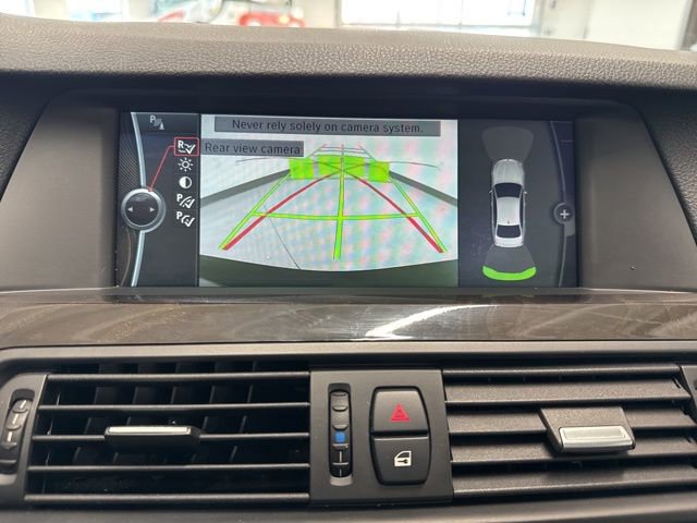 Used 2011 BMW 528i Sedan image 39