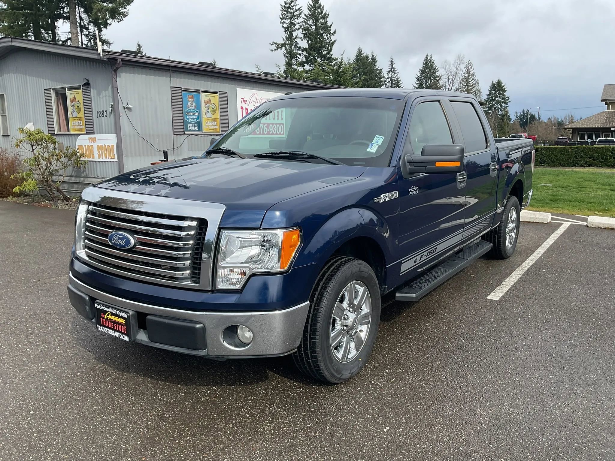 Used 2010 Ford F150 XLT image 1