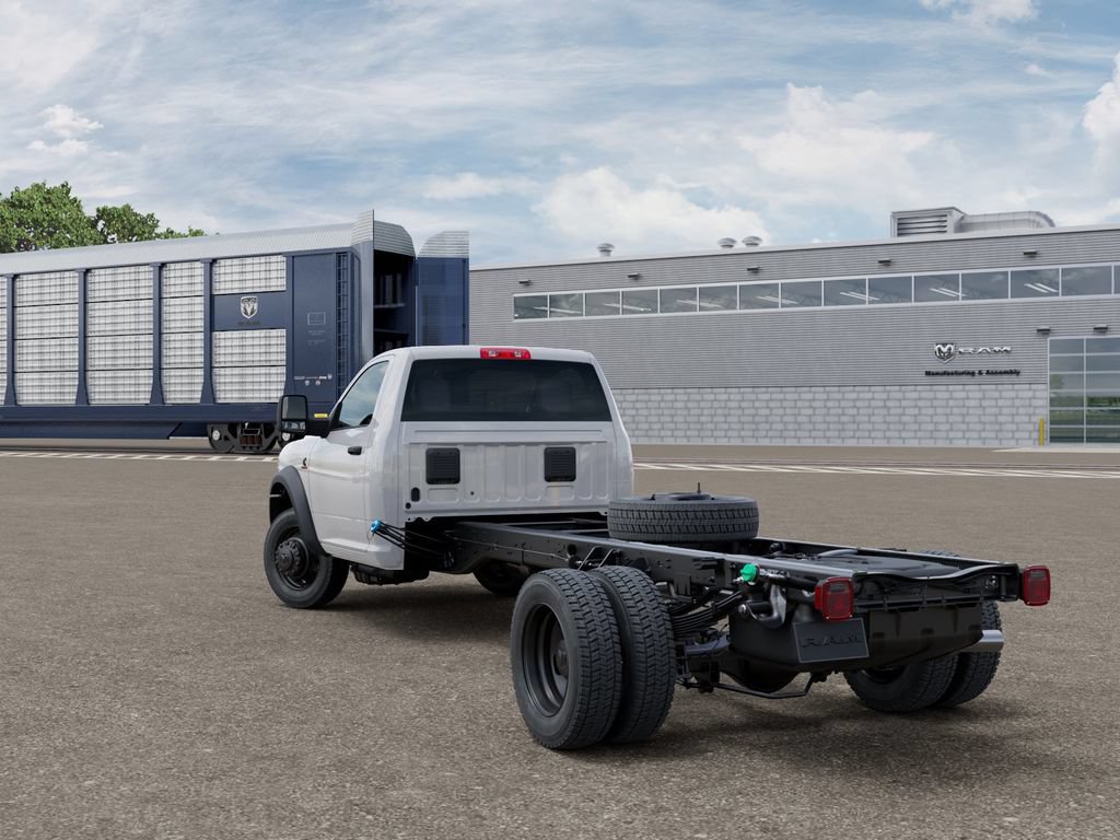 New 2025 RAM 5500 Tradesman w/ Max Tow Package AWD/4WD image 3