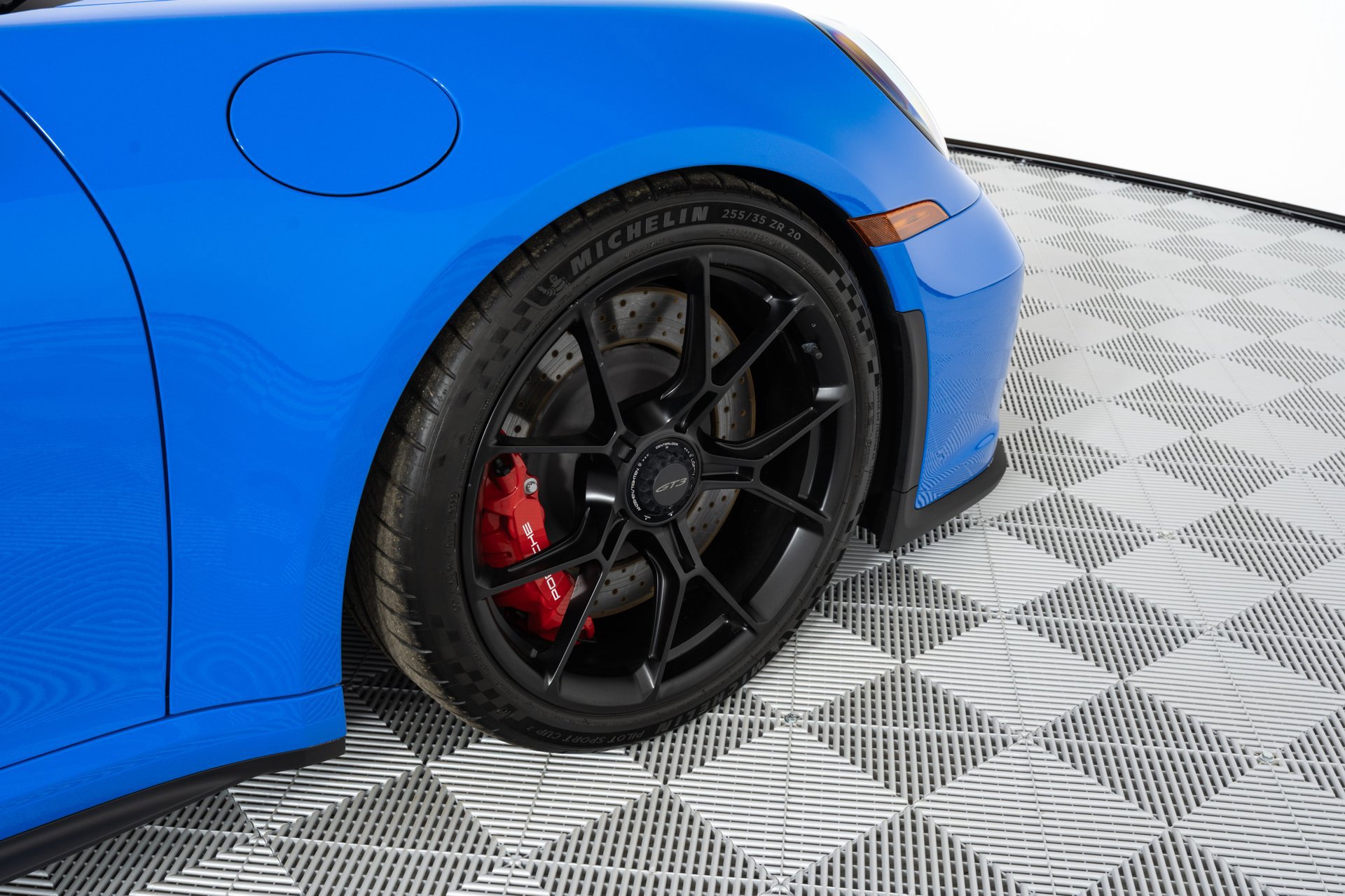 Used 2022 Porsche 911 GT3 image 65