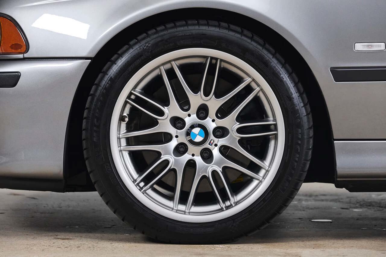 Used 2003 BMW M5 RWD image 36