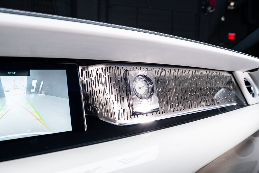 Used 2019 Rolls-Royce Phantom Sedan RWD image 42
