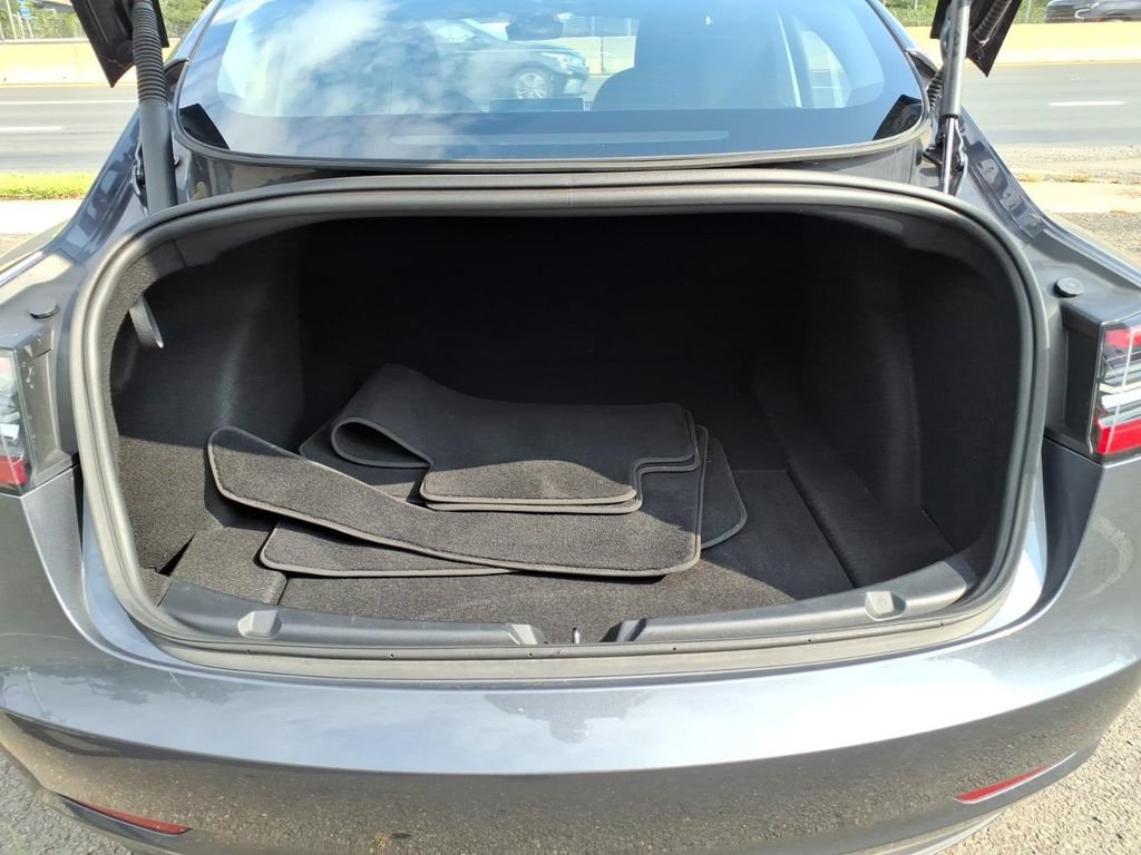 Used 2023 Tesla Model 3 Standard Range RWD image 11