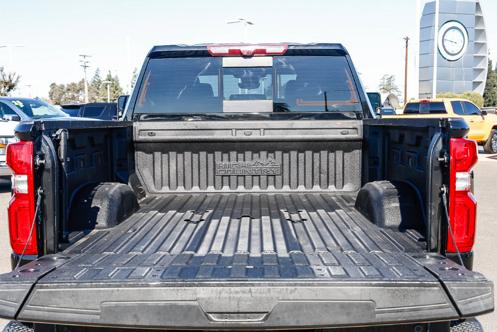 Used 2024 Chevrolet Silverado 3500 High Country w/ Technology Package AWD/4WD image 64