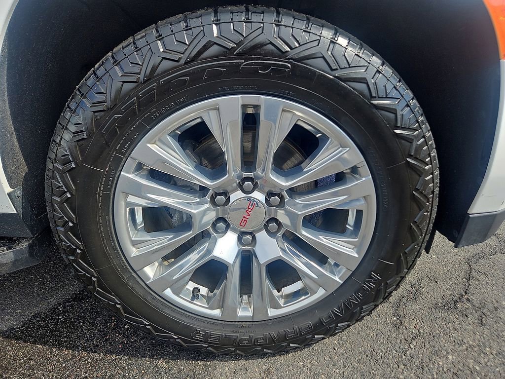 Used 2021 GMC Yukon Denali image 9