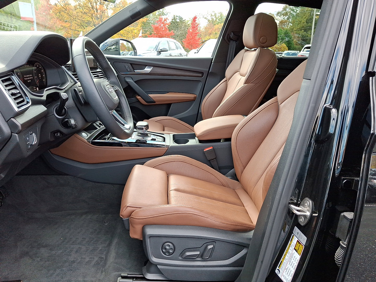 Used 2025 Audi Q5 2.0T Premium Plus image 14