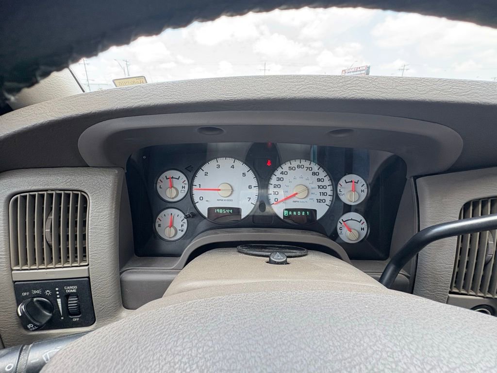 Used 2004 Dodge Ram 1500 Truck SLT image 20
