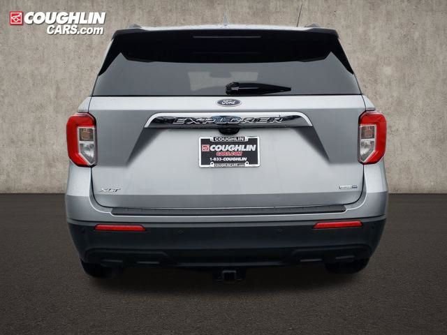 Used 2020 Ford Explorer XLT image 7
