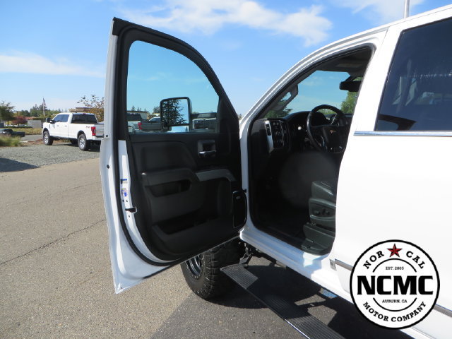 Used 2019 Chevrolet Silverado 2500 LTZ w/ Duramax Plus Package AWD/4WD image 23