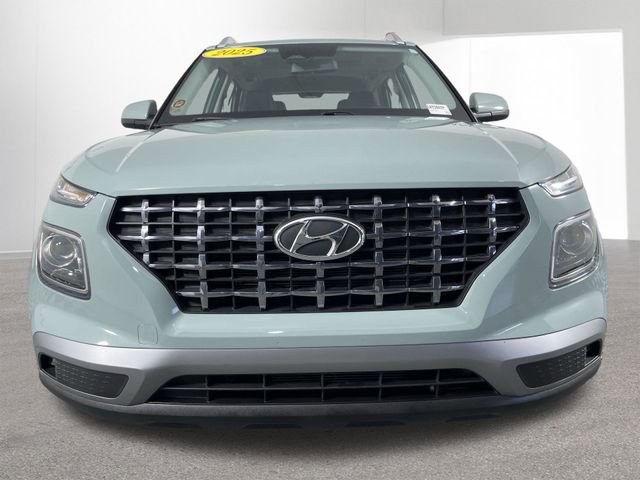 Used 2025 Hyundai Venue SEL FWD image 44