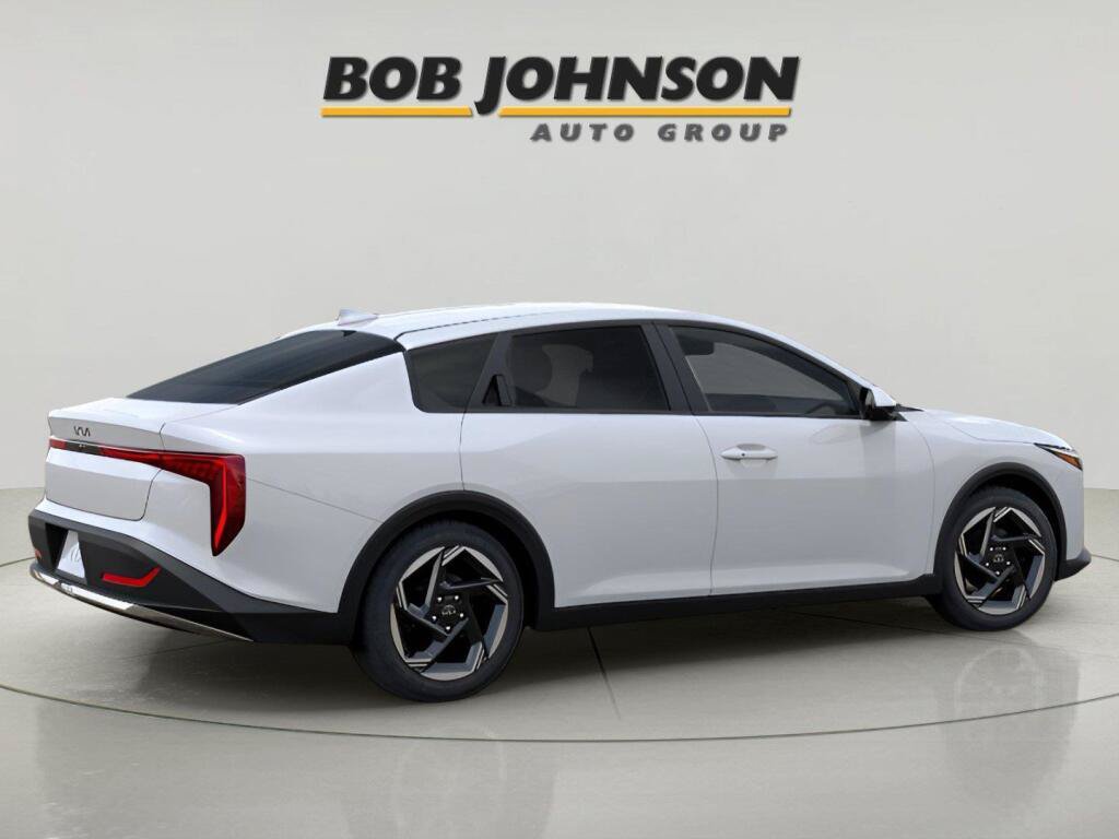 New 2026 Kia K4 EX FWD image 7