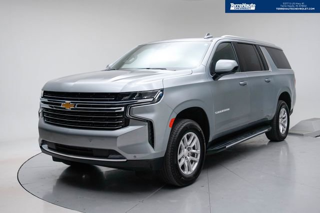 Used 2024 Chevrolet Suburban LT image 1