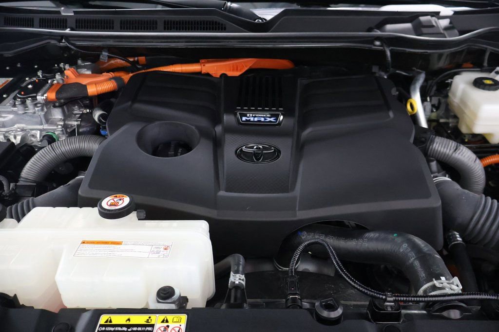 Used 2023 Toyota Sequoia Limited image 30