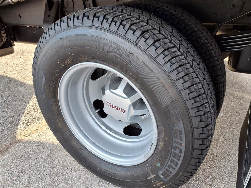 New 2026 GMC Sierra 3500 Pro w/ Convenience Package image 22