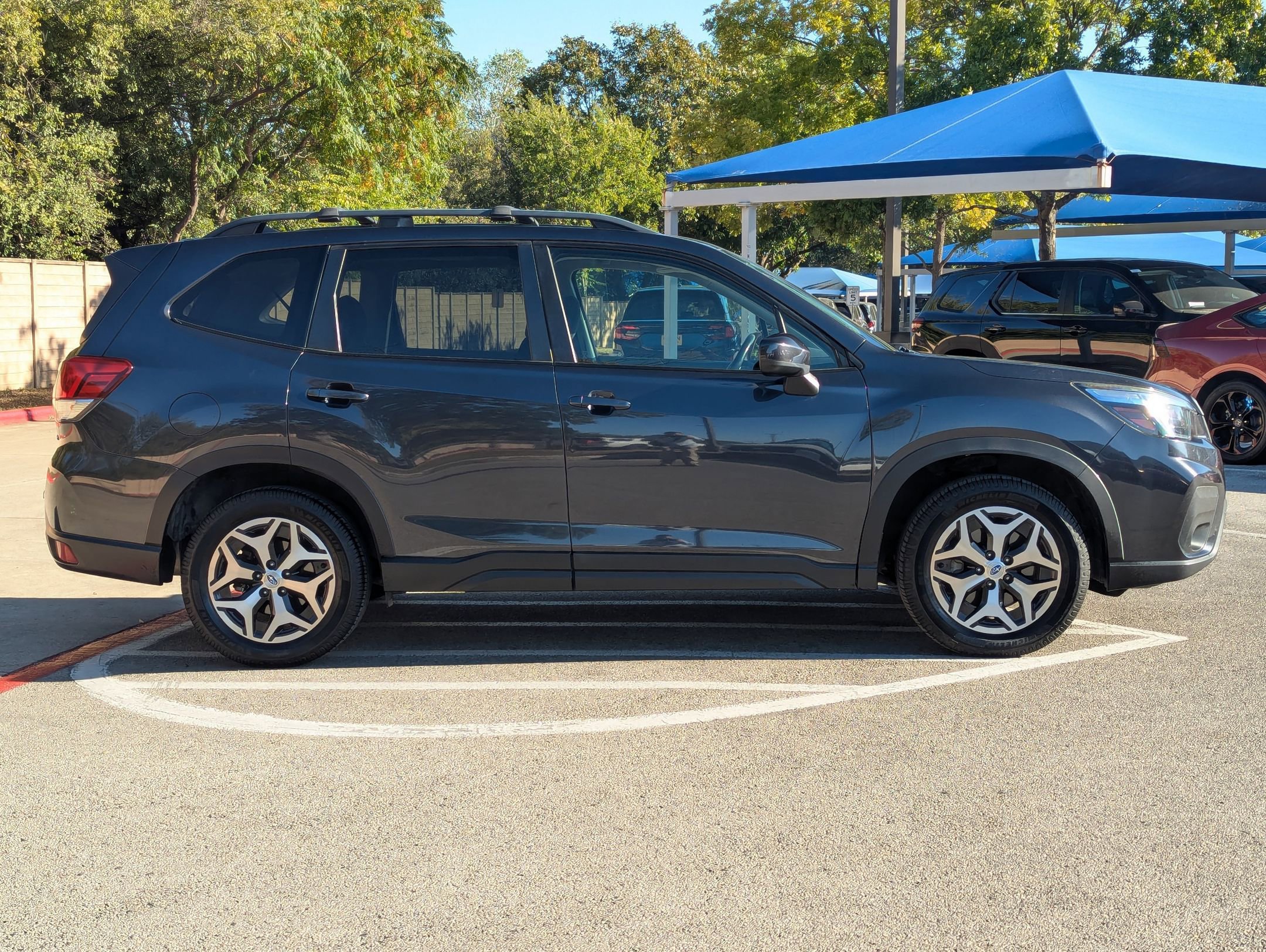 Used 2019 Subaru Forester Premium image 3