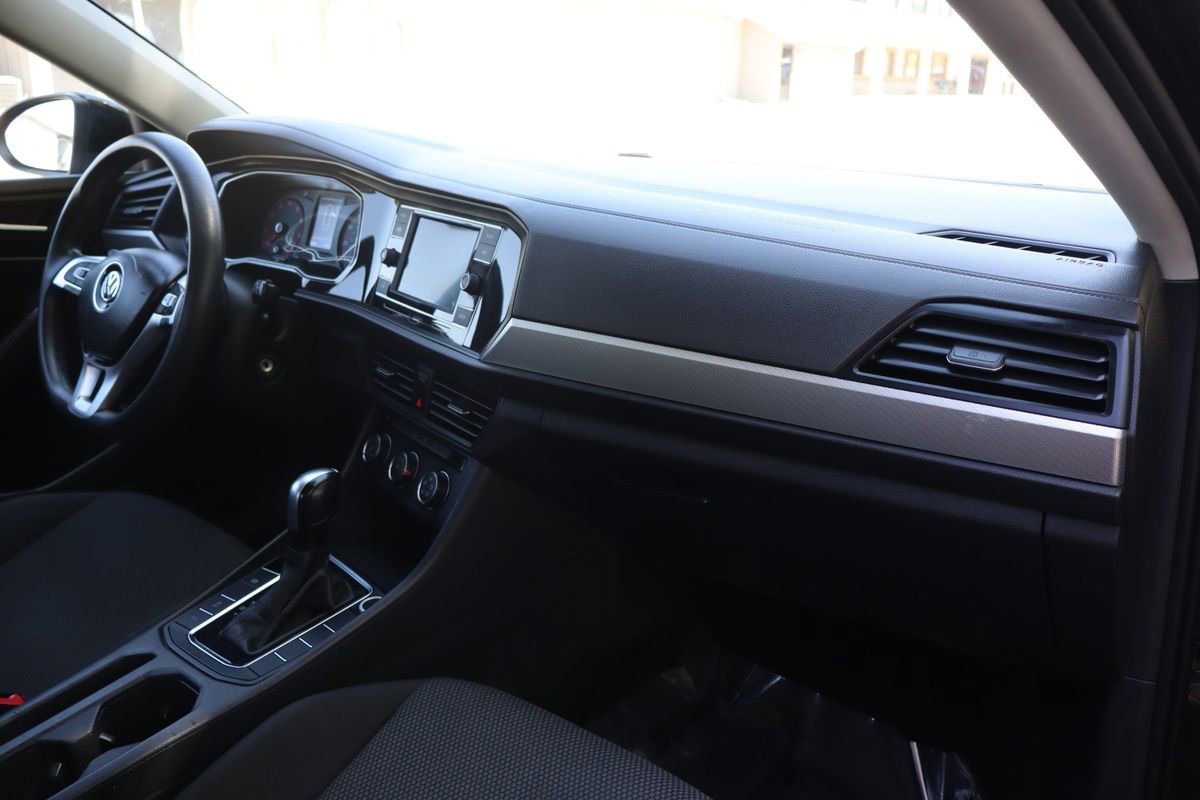 Used 2019 Volkswagen Jetta S FWD image 17