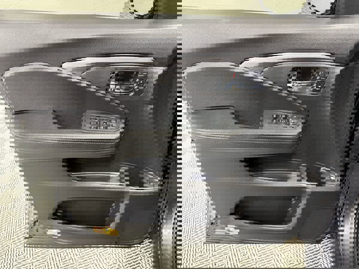 Used 2023 Honda Ridgeline RTL-E image 9