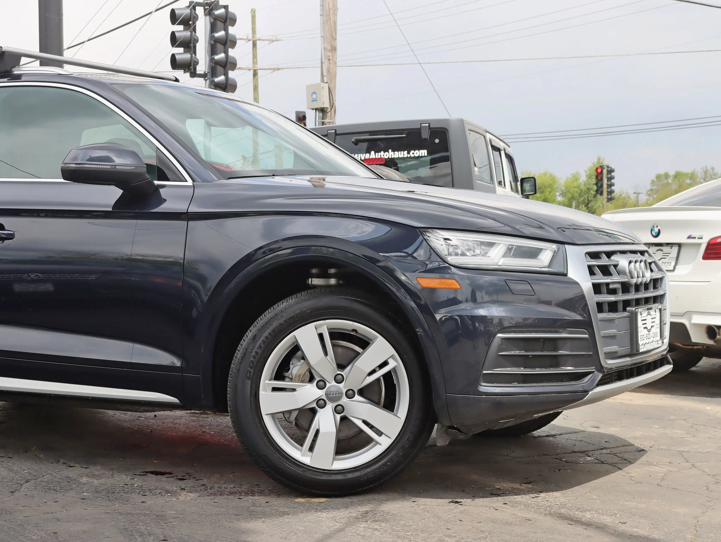 Used 2019 Audi Q5 2.0T Premium Plus w/ Premium Plus Package AWD/4WD image 4