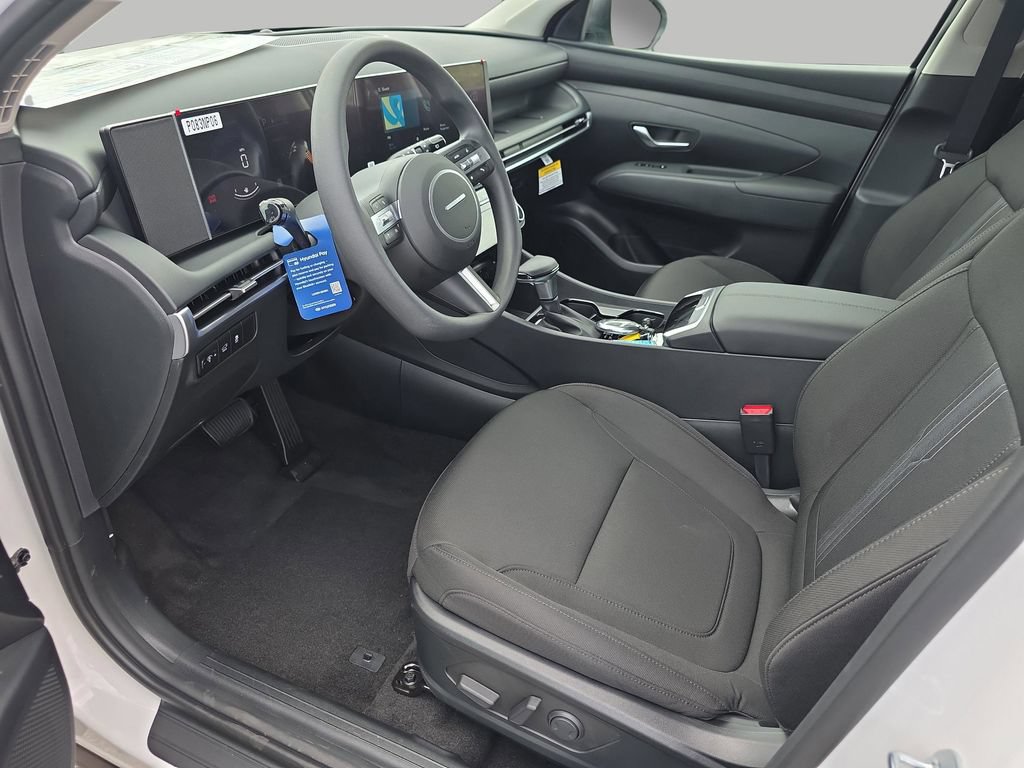New 2026 Hyundai Tucson SEL FWD image 8
