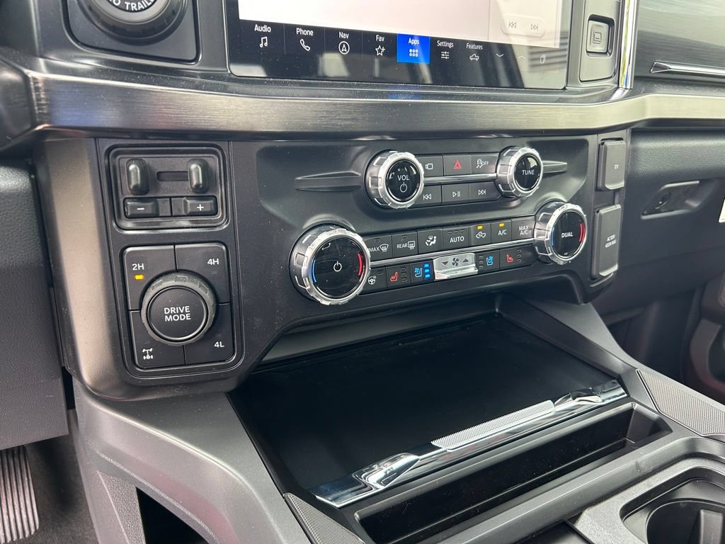 New 2026 Ford F250 Lariat w/ Black Appearance Package AWD/4WD image 42