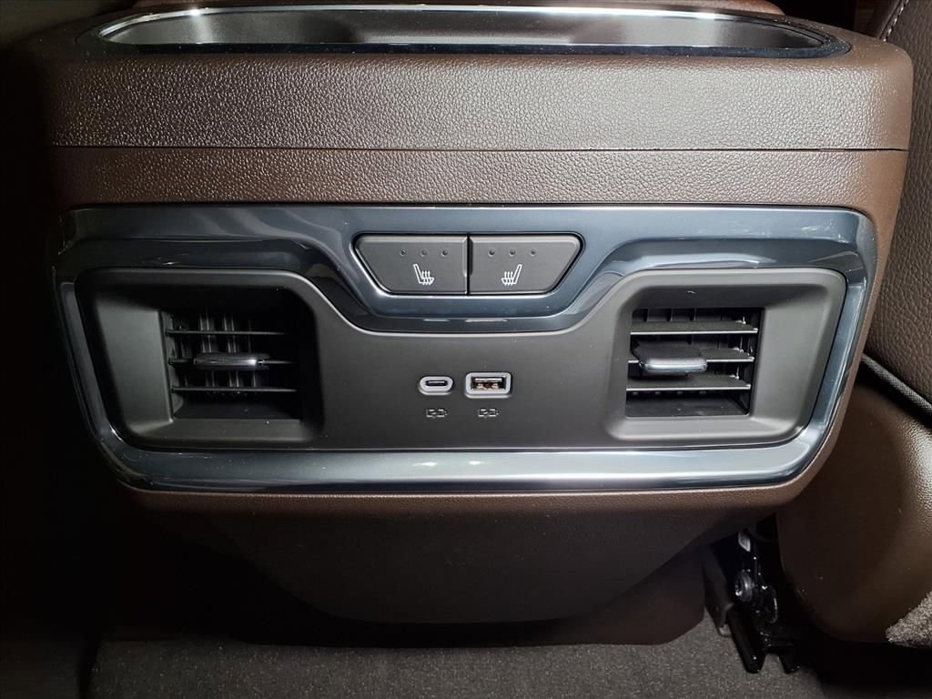 New 2026 GMC Sierra 1500 Denali image 13