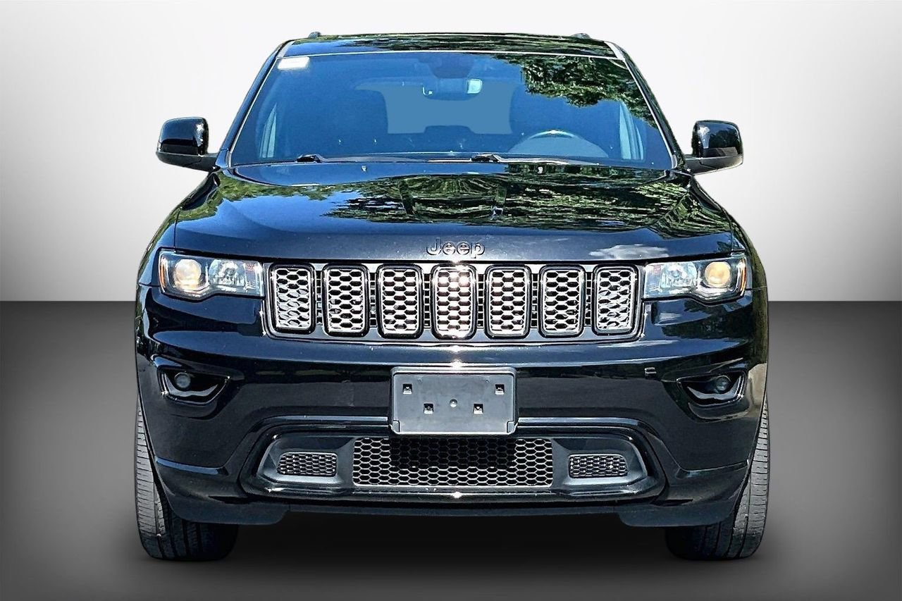 Certified 2020 Jeep Grand Cherokee Altitude AWD/4WD image 3