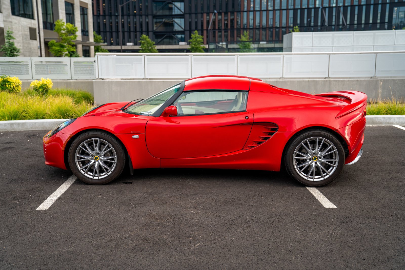 Used 2008 Lotus Elise California Edition RWD image 2