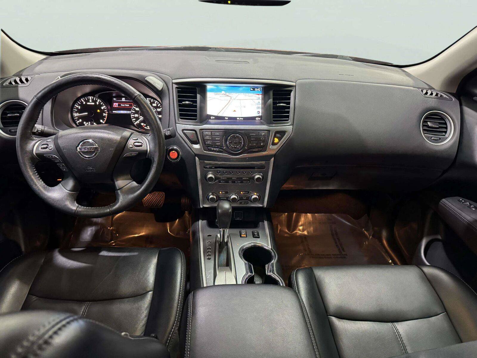 Used 2019 Nissan Pathfinder SL FWD image 34