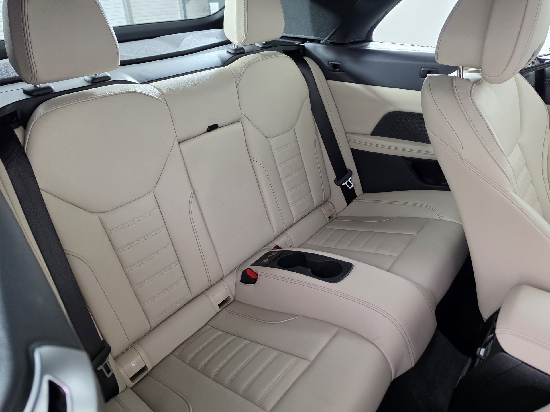 Used 2026 BMW 430i Convertible w/ M Sport Package RWD image 25