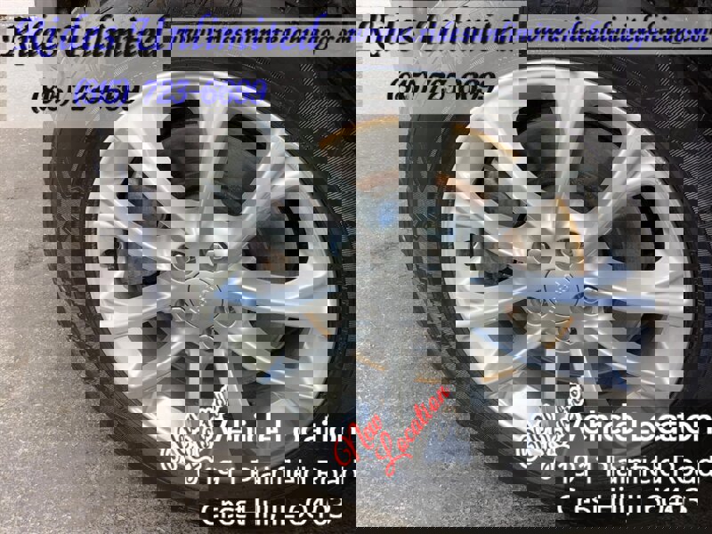 Used 2019 Jeep Cherokee Latitude w/ Cold Weather Group image 38