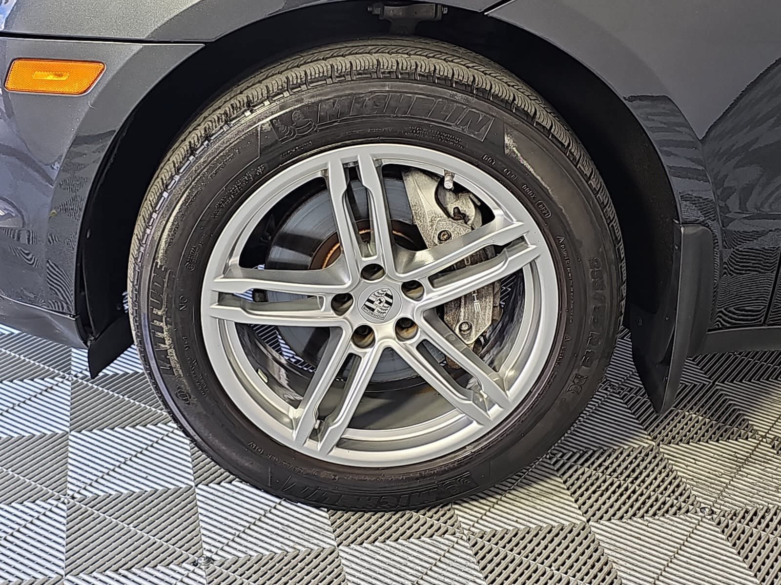 Used 2021 Porsche Macan AWD/4WD image 10