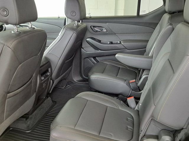 Used 2023 Chevrolet Traverse LT image 26