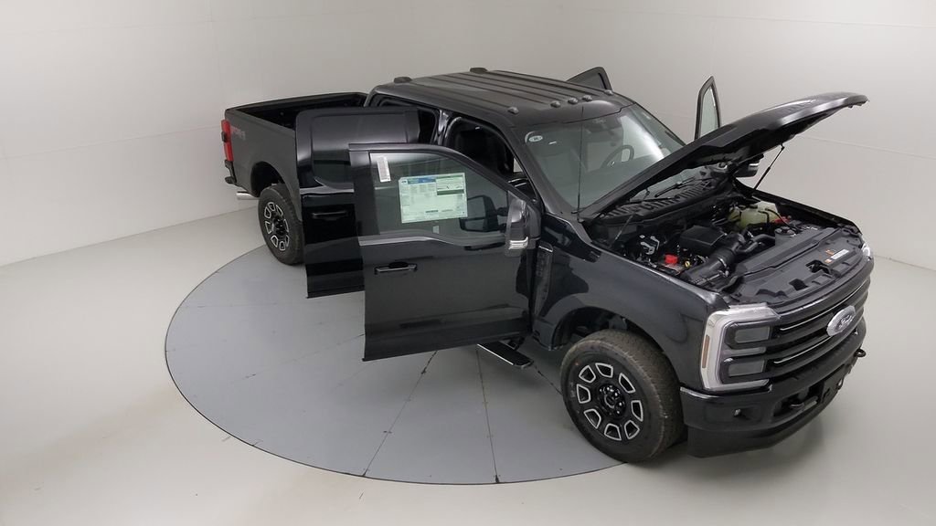 New 2025 Ford F350 Platinum w/ FX4 Off-Road Package image 45